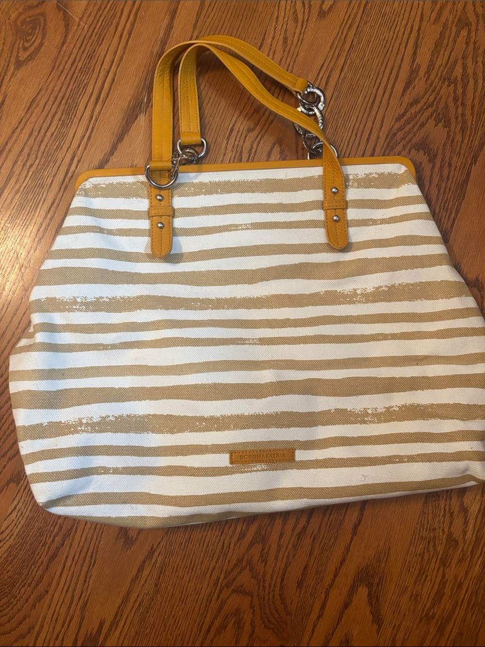 NWOT BCBGMaxAzria WHITE Stripe Canvas Summer Shoulder Tote Bag
